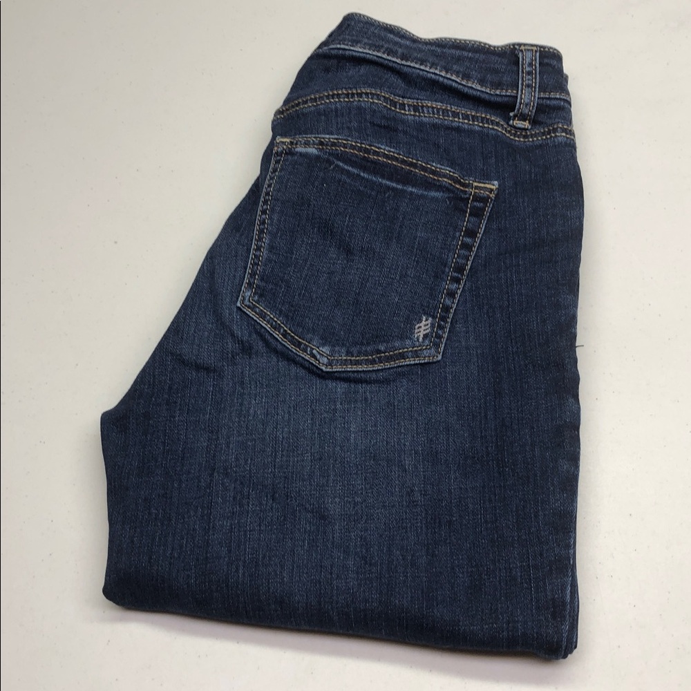 SILVER AVERY STRAIGHT LEG JEANS 29x29 LIKE NEW ⭐️
